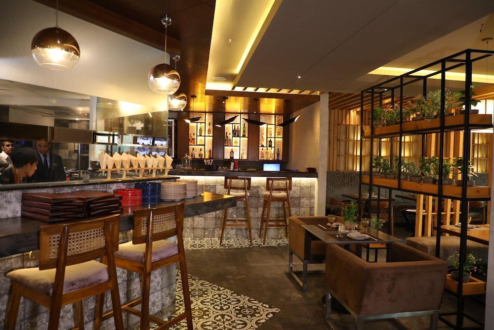 Ramada By Wyndham Jalandhar City Center Exterior photo